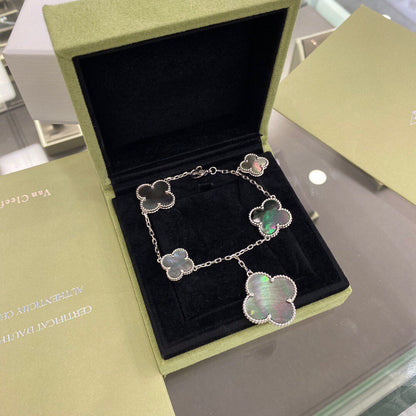 [Vicky]CLOVER 5 MOTIFS SIVLER DARK MOP BRACELET