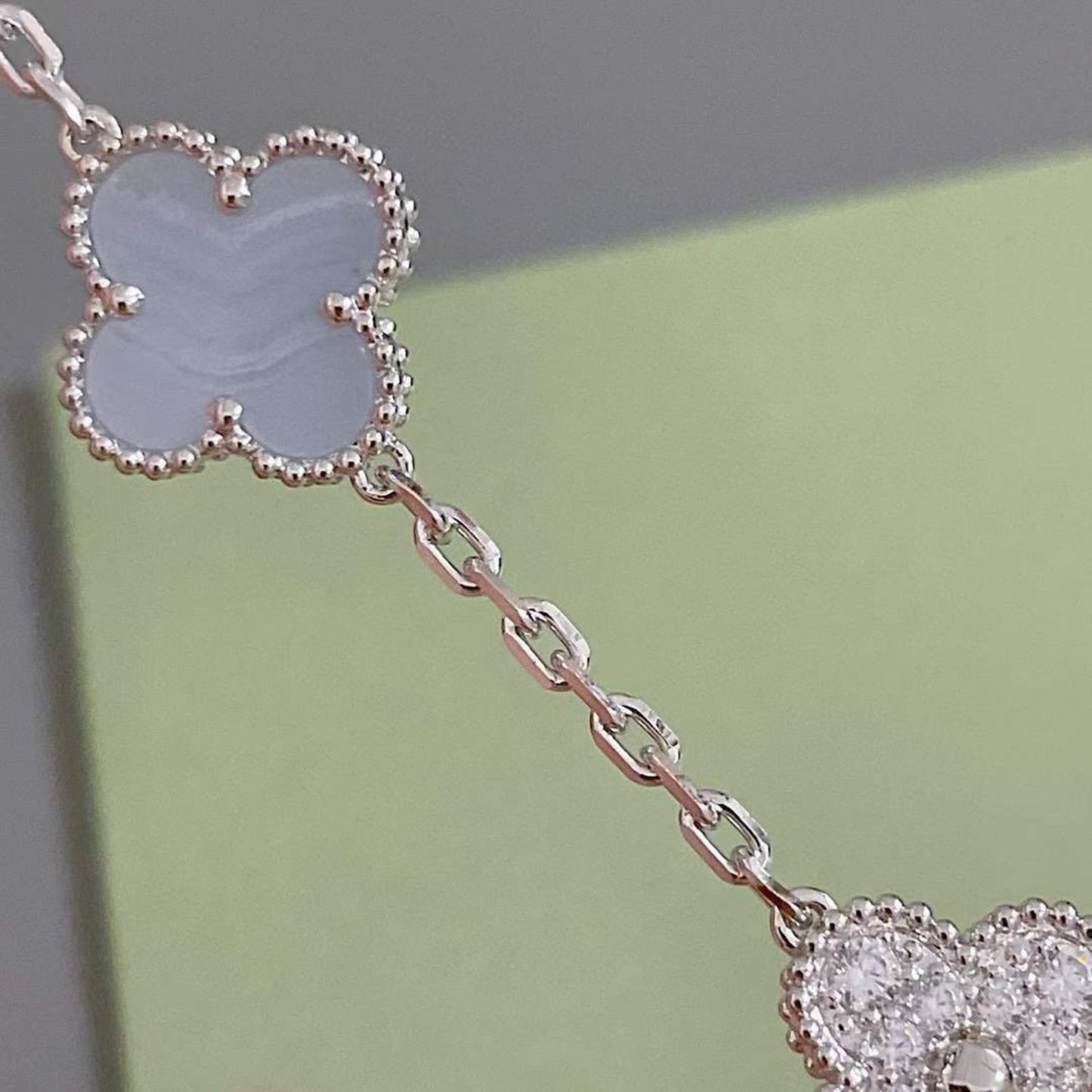 [Vicky]CLOVER  5 MOTIF DIAMOND PURPLE CHALCEDONY BRACELET SILVER