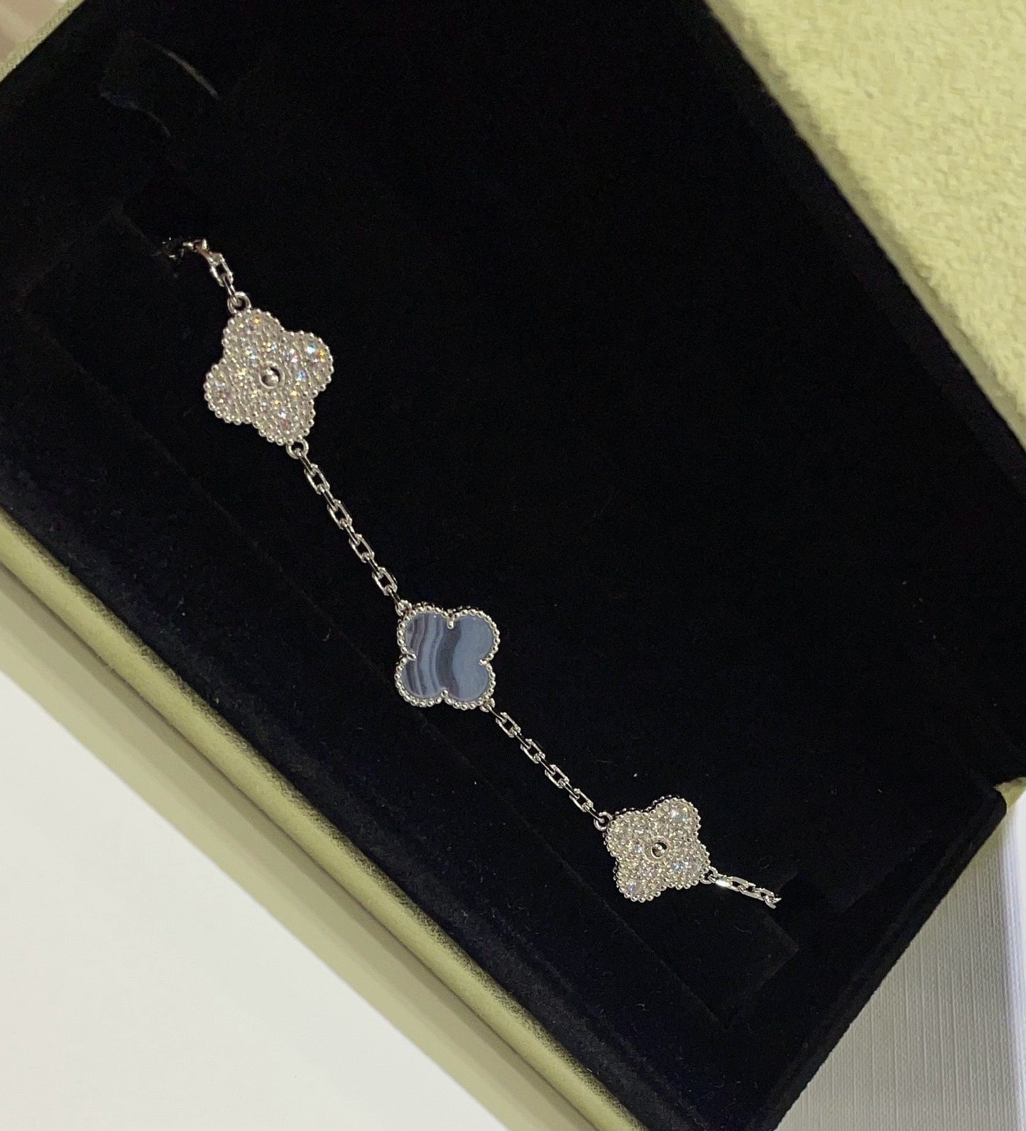 [Vicky]CLOVER  5 MOTIF DIAMOND PURPLE CHALCEDONY BRACELET SILVER